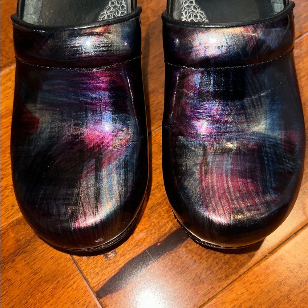 Dansko XP 2.0 Color Sweep Patent Clogs Size 36 
( US 6-6.5) - Picture 5 of 8